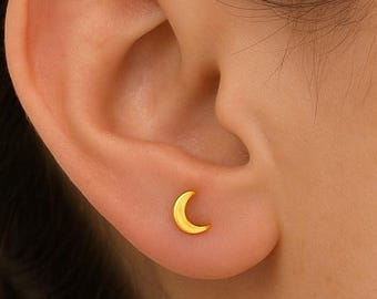 Titanium Crescent Moon Flat Back Earring, Threadless Push-In Labret Stud, Gold Silver, 16G 18G 20G, Helix Tragus Conch Cartilage