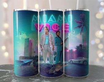Film Miami Vice (1984) zainspirował cyfrowe pobranie do sublimacji na 20-uncjowym, chudym kubku