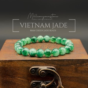 Bracciale in giada verde vietnamita da 8 mm / Gioiello naturale fatto a mano / Pietra portafortuna di maggio minimalista
