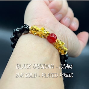 Schwarzer Obsidian |Pixiu Armband|10 mm schwarze Edelsteinperlen |Zwei 24k vergoldete Anhänger mit roten Edelsteinen |Prosperity Symbol Schmuck |Feng Shui Geschenk