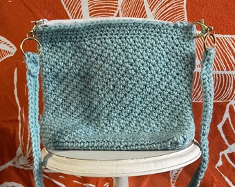 Crochet Baby Blue Purse with Zipper and Removable Strap