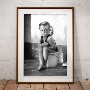 Vintage Toilette Wandkunst, schwarz und weiß Toilette Drucke, Fotografie Printables, druckbare Wandkunst, digitaler Download, lustige Badezimmer Kunst