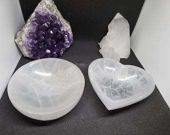 Selenite Charging Bowl: Crystal Cleansing bowls and plates - range of sizes and shapes