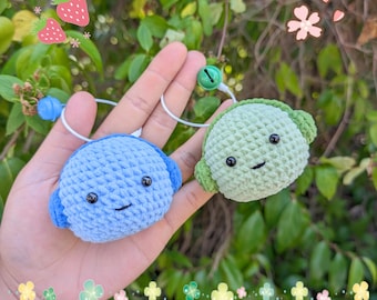 Porte-clés peluche au crochet créature phosphorescente | Charme doux fait main | Cadeau inspiré d'une mini figurine mignonne | Accessoire kawaii pour sacs et sacs à dos