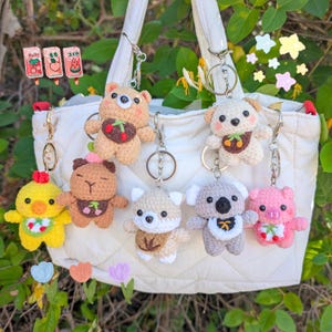 Cute Tiny Animals Crochet Keychain – Adorable Handmade Critter Charms for Bags & Keys | Chicken, Pig, Capybara, Bear, Shiba Dog, Koala