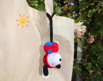 Peluche da appendere all'uncinetto a forma di cane Beagle, modello Snoop Spider Hero / Simpatico ciondolo a forma di animale in filato per borsa o specchietto retrovisore dell'auto / Regalo amigurumi fatto a mano