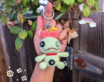 Green Rag Doll Plush Crochet Keychain | Handmade Cartoon Alien Inspired Character | Kawaii Bag Charm, | Mini Crochet Keyring Gift