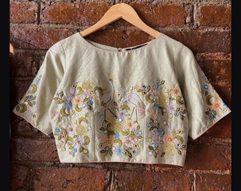 Witte blouse met borduursels, blouse met boothals, blouse van Indiase ontwerper, sari-blouse, sari-blouse, crop top, trouwblouse, kant-en-klare blouse