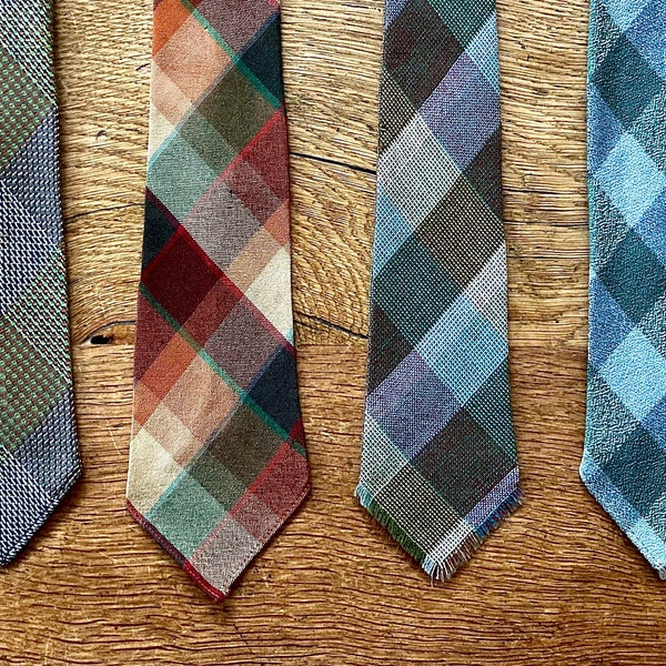 Bundle of four vintage wool knitted mens neckties