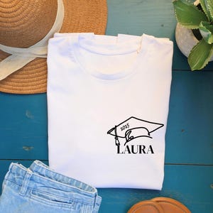 Regalos de graduación personalizados, camiseta de graduación 2025, graduación 2025, graduación personalizada, camiseta de comercio justo con nombre, regalo de graduación, camiseta tendencia