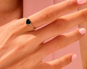 14k Gold Minimalist Heart Ring / Solid Gold Heart Shape Ring / Dainty Stacking Ring for Women / Black Heart Ring / Birthday Gift For Her
