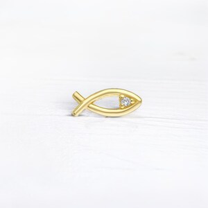 14K Gold Fish Tragus Earring, Dainty Ear Piercing, Animal Cartilage Jewelry, Minimalist Marine Ear Stud, Gift For Sea Lover