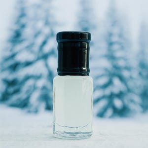 White Oud Attar Oil - Arabian Concentrated Perfume - Musk Oud Blend - 3ml 6 ml 12 ml 24 Roll-On Bottle - Alcohol Free Long Lasting Fragrance