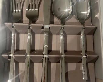 Brandani Arrow Hotel Collection Steel 20 Pc Flatware Set.