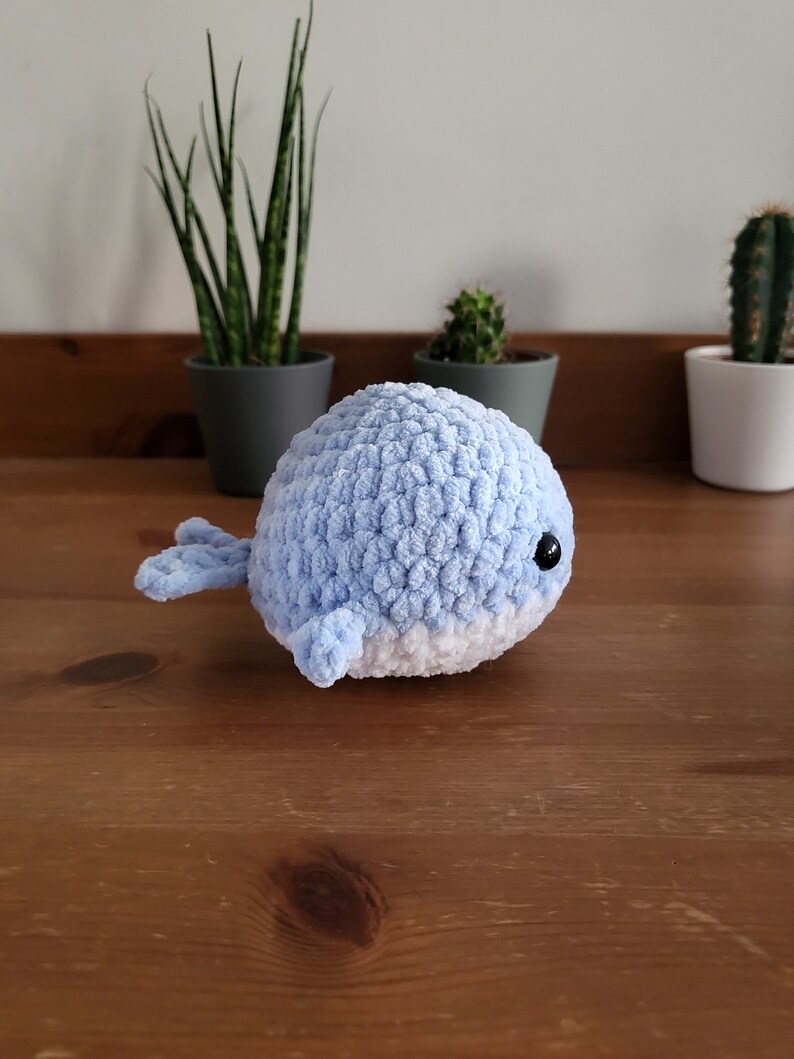 Peluche baleine toute douce en crochet fait main, peluche personnalisable image 9