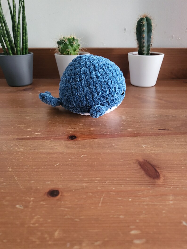 Peluche baleine toute douce en crochet fait main, peluche personnalisable image 4