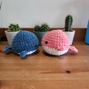 Peluche baleine toute douce en crochet fait main, peluche personnalisable image 2