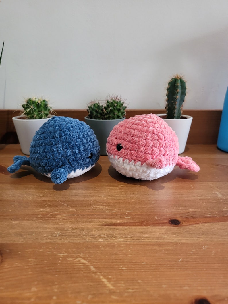 Peluche baleine toute douce en crochet fait main, peluche personnalisable image 2