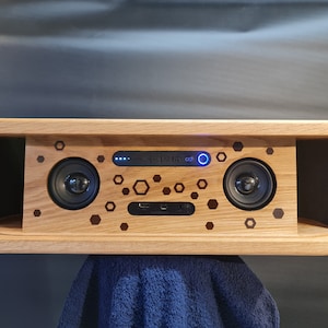 Bluetooth speaker with rollup blinds, tambour teplate. Svg file for cnc vector download. Speaker plans. bluetooth speaker cnc plans