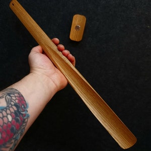 ARCHIVO STL. Calzador magnético de madera con mango largo de 50 cm/Calzador largo/Calzador para zapatos/Gancho simplificado/Calzador ecológico/Calzador