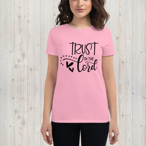 Women&#39;s short sleeve t-shirt