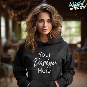 Gildan 18500 zwarte hoodiemodel, Gildan hoodiemodel, zwarte hoodiemodel, modelmodel, zwarte oversized hoodiemodel, Gildan-modellen, POD afbeelding 1
