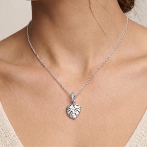 Silver Monstera Leaf Dangle Charm | Tropical Plant Pendant for Bracelets | Nature-Inspired Jewelry Gift for Her pandora style Charm