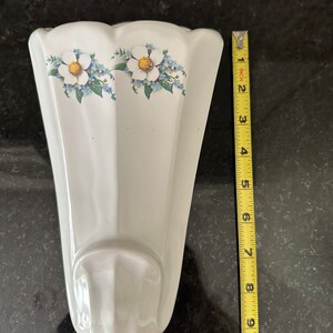 Vintage McCoy Wall Planter With Daisy And Cornflower Pattern zdjęcie 6