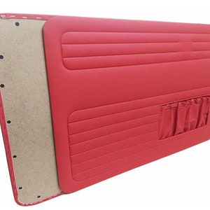 Juego de paneles de puerta rojos para Beetle Sedán 1300, 1302 y 1303 (1967-1979) / Bug Clásico. Kit de restauración de 4 piezas de tapicería interior de cuero sintético (55-5554).