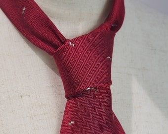 Vintage Valentino Red Burgundy Silk Tie Made in Italy