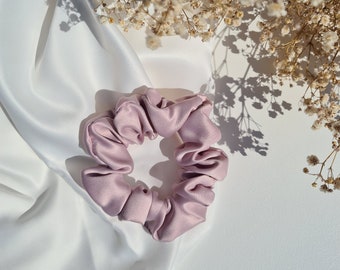 Premium Satin Hair Accessories, Hair Protection Scrunchy, Elegant Hair Ornaments, Soft and Stylish Hair Scrunchie