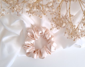 Fashionable Hair Satin Accessories, Elegant Champagne Scrunchies for All Types Hair