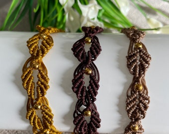 Macrame bracelets- leaves
