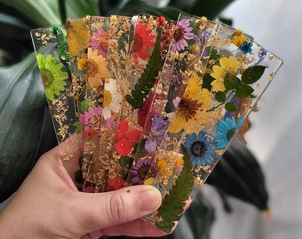 Marque page en résine avec fleurs naturelles | Idée cadeau | Création fait main