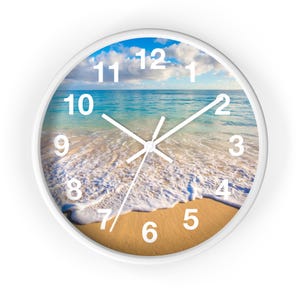 Stranduhr, Sand und Meer Uhr, Ozeanszenen Uhr, Dekor am Meer, Küsten Wohnkultur, Tropische Uhr, moderne Wanduhr, coole Uhr