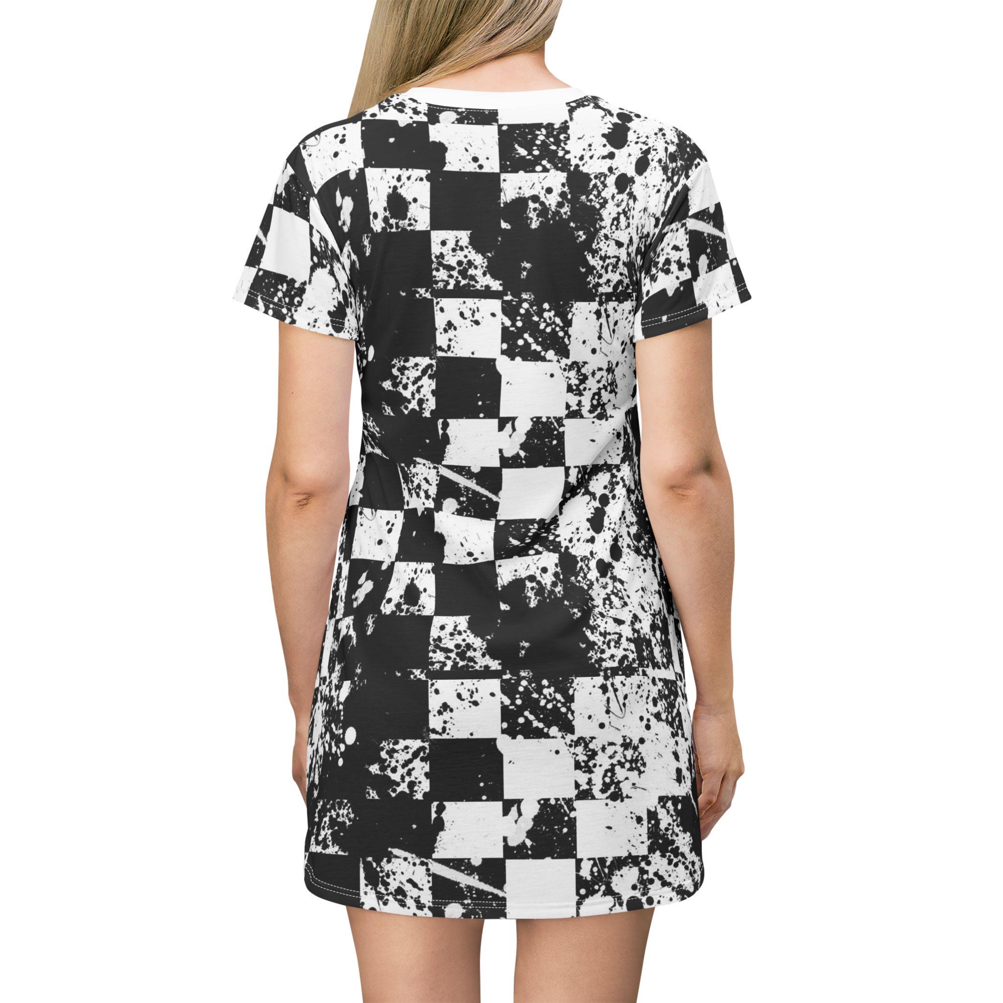 black white t shirt dress Tall T-Shirt Maxi capturing the iconic 1990s vibe Punk Rock Checkered T Shirt