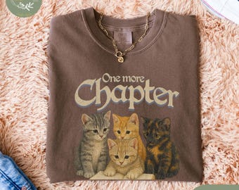 One More Cat Shirt gemütliches Buch-Liebhaber-Geschenk Vintage Lese-Shirt Katzen & Bücher-Liebhaber-Verein-Hemd Niedliches Katzen-Mama-T-Shirt