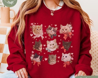 Vintage Sweetheart Kittens Sweatshirt Romantic Retro Cat Sweatshirt Nostalgia Cat Crewneck Cottagecore Sweater Cat Lover Shirt Cozy Pullover
