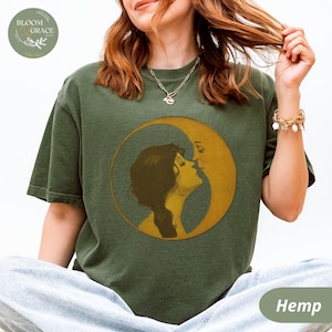 Vintage Illustration Shirt Woman Kissing Moon Tshirt Retro Style Tee Art Nouveau Shirt Comfort Colors Shirt Women Graphic Tee Hemp