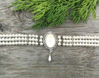 Cadena de gargantilla clásica en color blanco crema, 3 filas con cuentas de cera de vidrio para dirndls, collares, collares de perlas, colliers, cabujones de vidrio