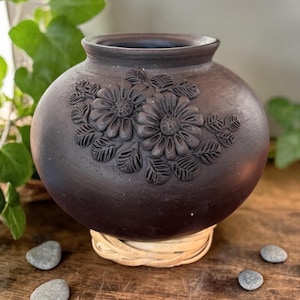 Florero Negro Filagrana De Oaxaca,  Handmade Atzompa black Oaxaca Vase, Authentic Oaxaca Vase, Atzompa Vase