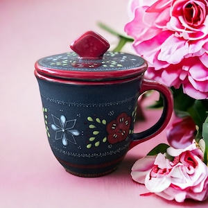 Mothers Birthday Mexican Talavera “Amor de Rojo”Coffee mug with top, Taza con tapa, Talavera Coffee Mug, Valentines Day Mug, Mothers Day Mug