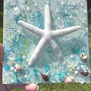 Coastal Starfish Wall Art with Glass & Shells – Beach Resin Art Panel – Ocean Decor – Handmade Nautical Seascape Gift
