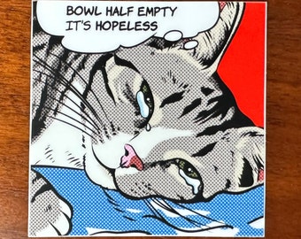 Pegatina de vinilo de gato atigrado estilo Pop Art Lichtenstein para botellas de agua, computadoras portátiles, hieleras y calcomanías para automóviles. ¡Apto para lavavajillas y resistente a la intemperie!