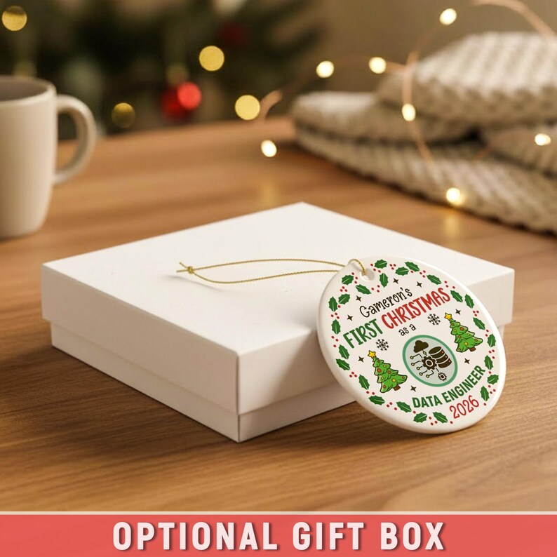 This photo shows the optional Gift Box available for this ornament.