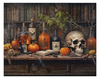 Pode incluir: Uma natureza morta com um crânio, abóboras e várias garrafas de vidro cheias de líquidos. As garrafas estão dispostas sobre uma mesa de madeira em frente a uma estante cheia de livros. A cena se passa em um quarto escuro e misterioso, sugerindo um laboratório de fabricação de poções de bruxa.