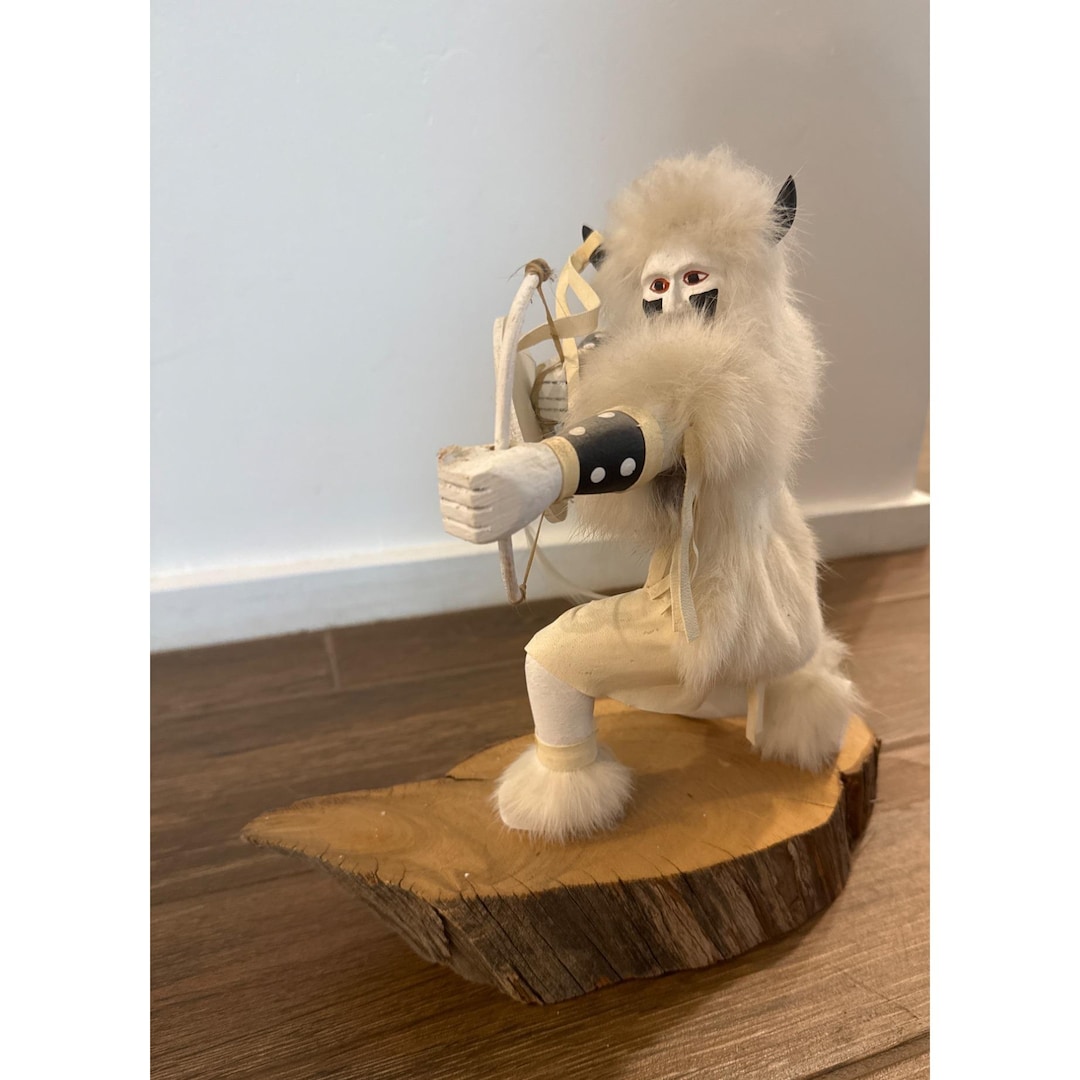 アラスカ　人形 Vintage Vera Hudson Kachina Buffalo Warrior Handcrafted Figurine