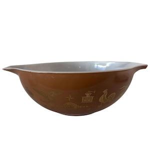 Vintage Pyrex Colonial Mist Cinderella Mixing Bowl 444 4Qt Brown & White Gold Pattern