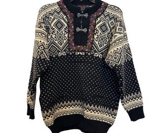 vintage Devold Norwegian Black & White Wool Sweater M Floral Nordic Style