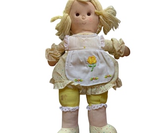 Vintage 1983 Dan Dee Imports 17" Cloth Rag Doll